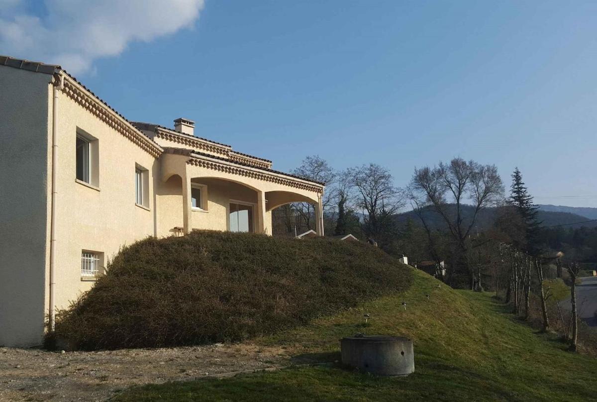 Maison De Vacances Avec Ses Petits Chalets Aouste-sur-Sye Dış mekan fotoğraf