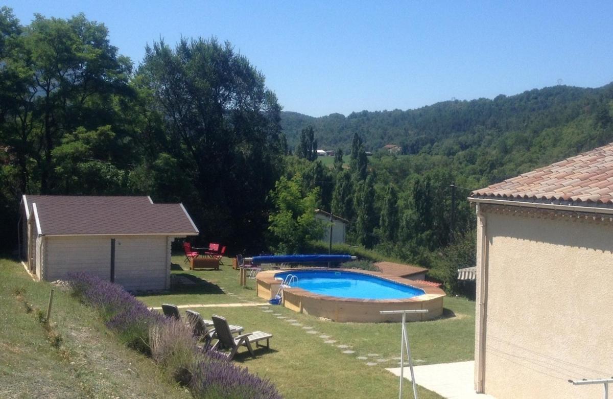 Maison De Vacances Avec Ses Petits Chalets Aouste-sur-Sye Dış mekan fotoğraf